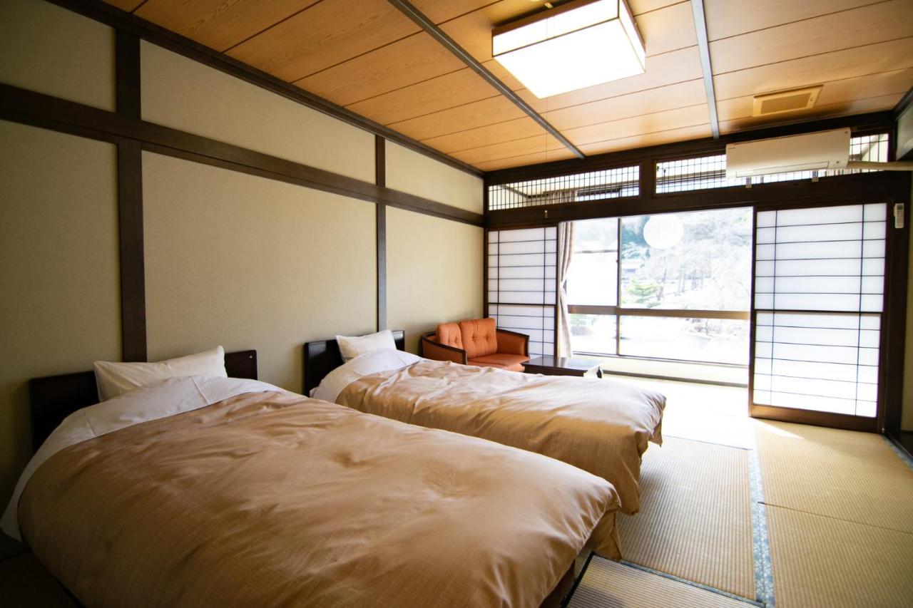 Hotel Yamabuki Komagane Exteriör bild