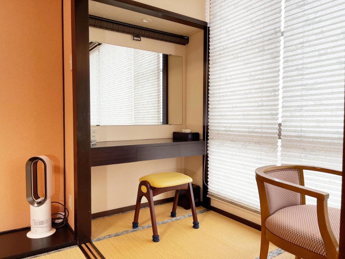 Hotel Yamabuki Komagane Exteriör bild