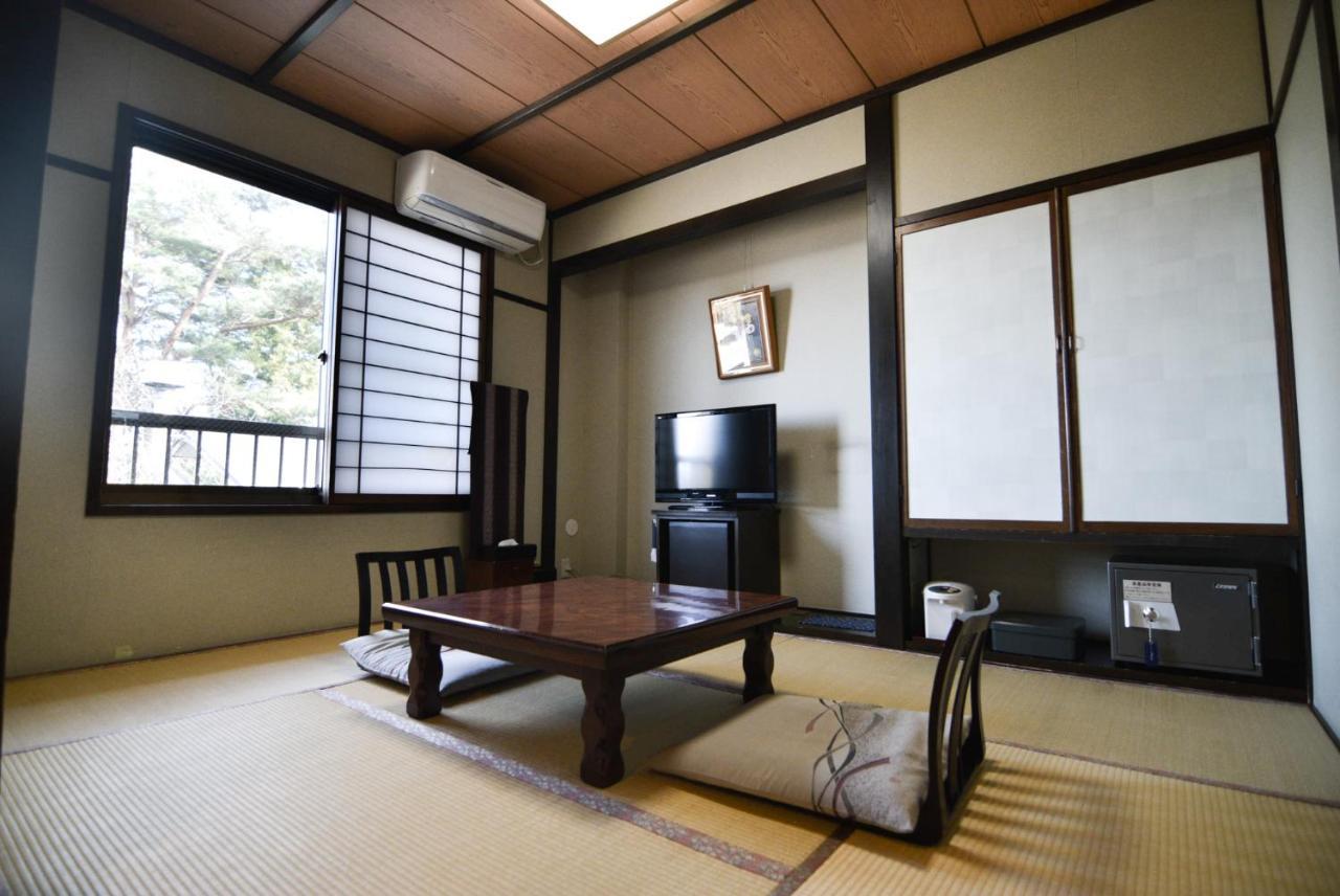 Hotel Yamabuki Komagane Exteriör bild