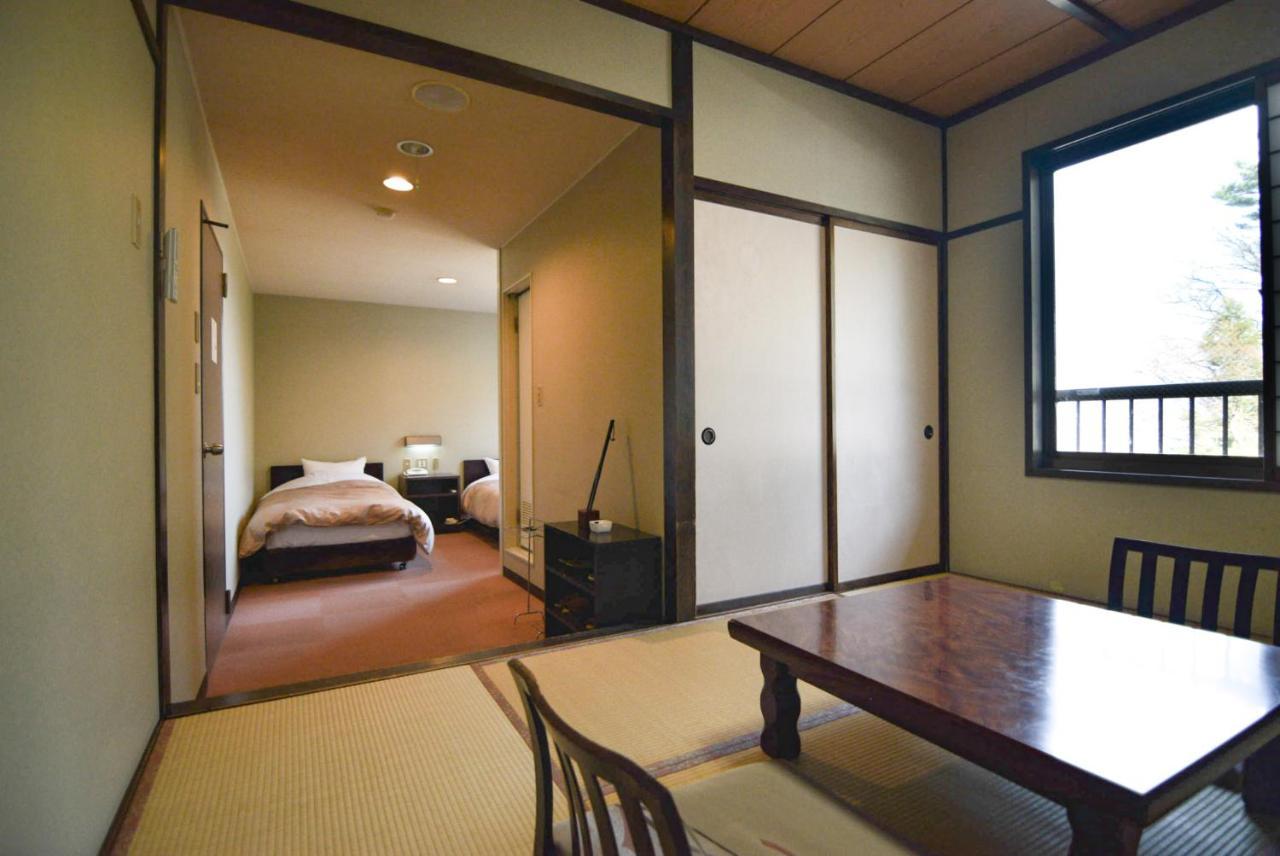 Hotel Yamabuki Komagane Exteriör bild