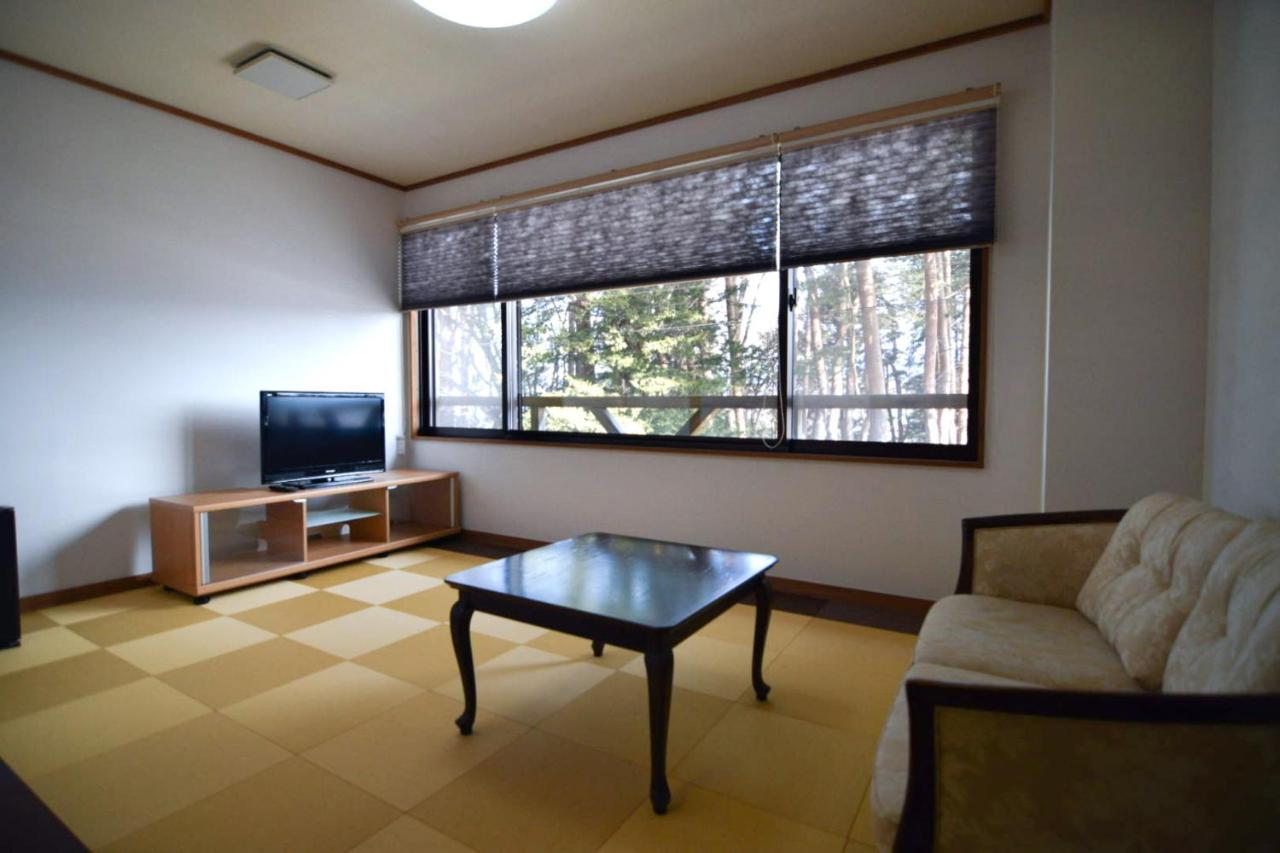 Hotel Yamabuki Komagane Exteriör bild