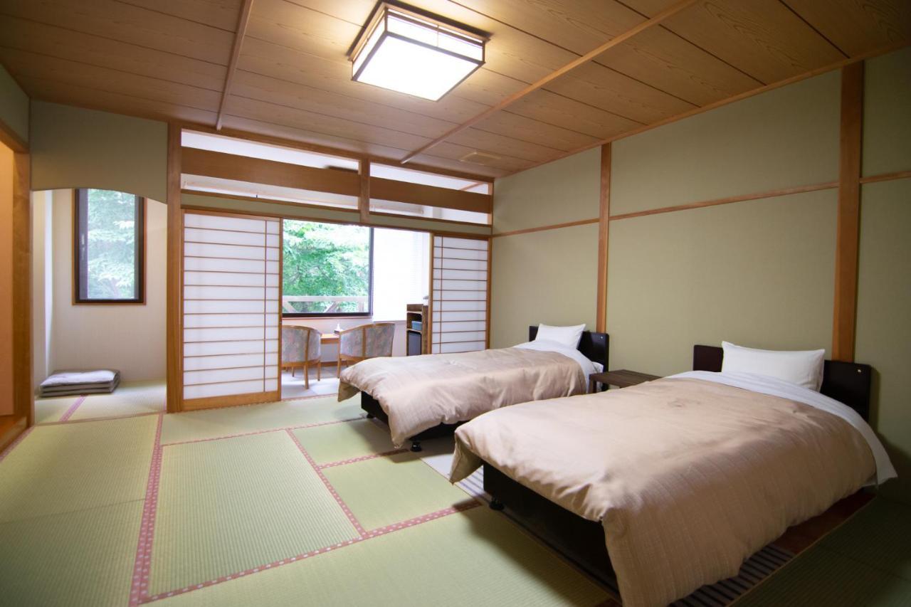Hotel Yamabuki Komagane Exteriör bild