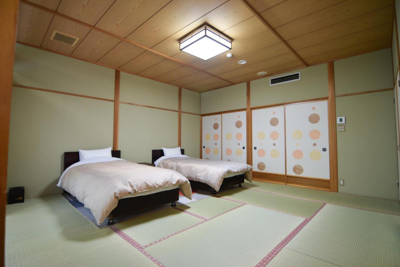 Hotel Yamabuki Komagane Exteriör bild